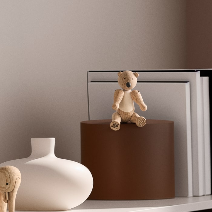 Kay Bojesen 39541 Bear Wooden Figurine in Oak/Maple