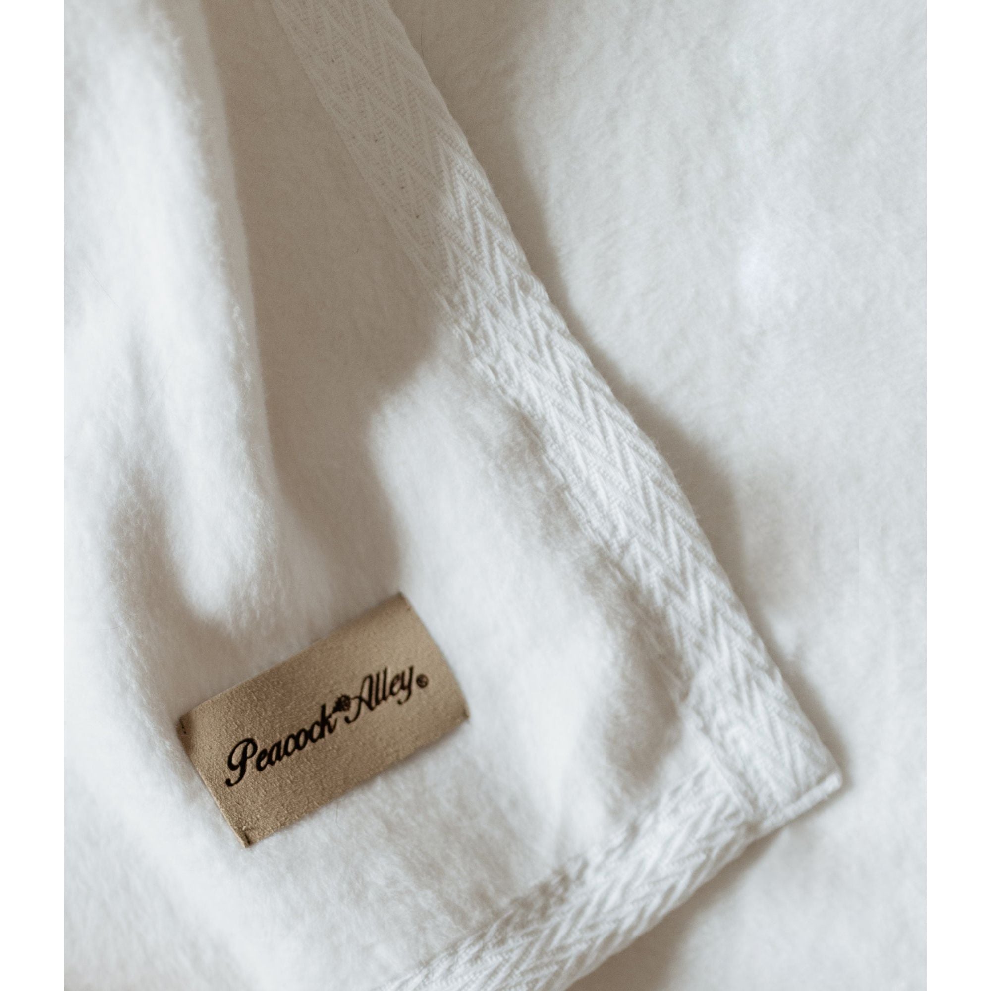 Peacock Alley ALL -C LIN All White