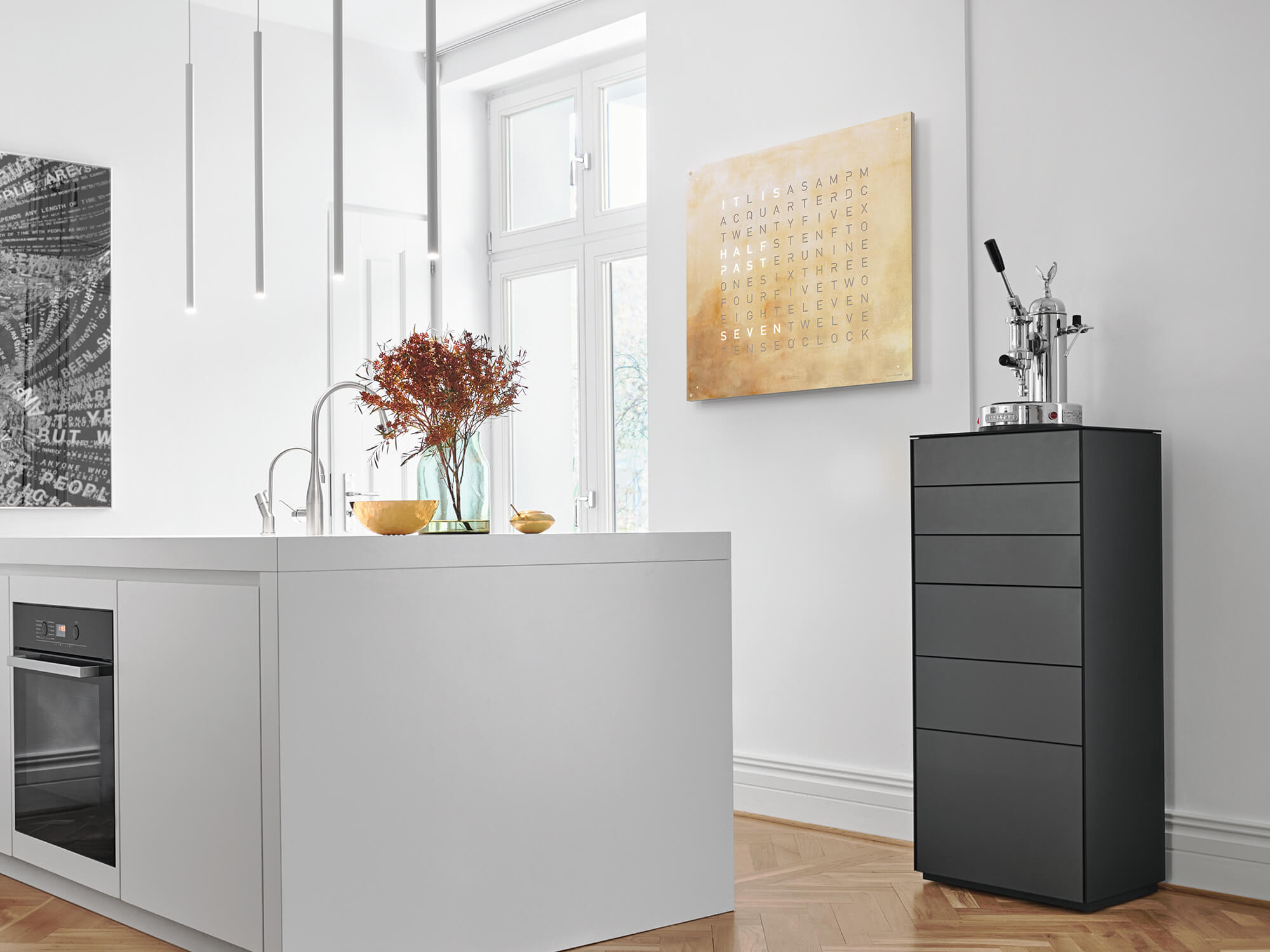 QLOCKTWO Q180V1SG QLOCKTWO EARTH 180 Silver & Gold