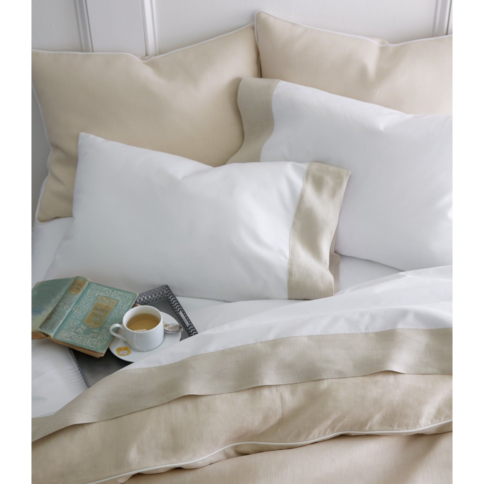 Peacock Alley MAC -3K WHT Mandalay White