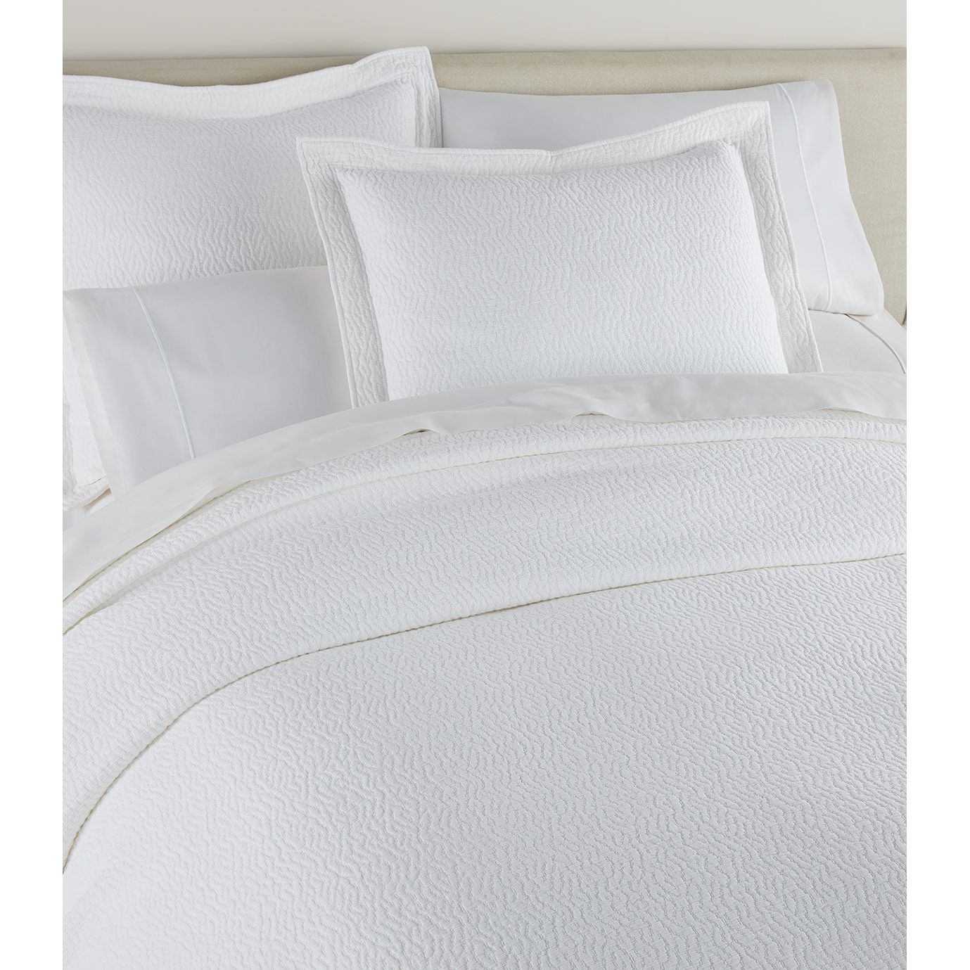 Peacock Alley MIA -3K WHT Mia Dune