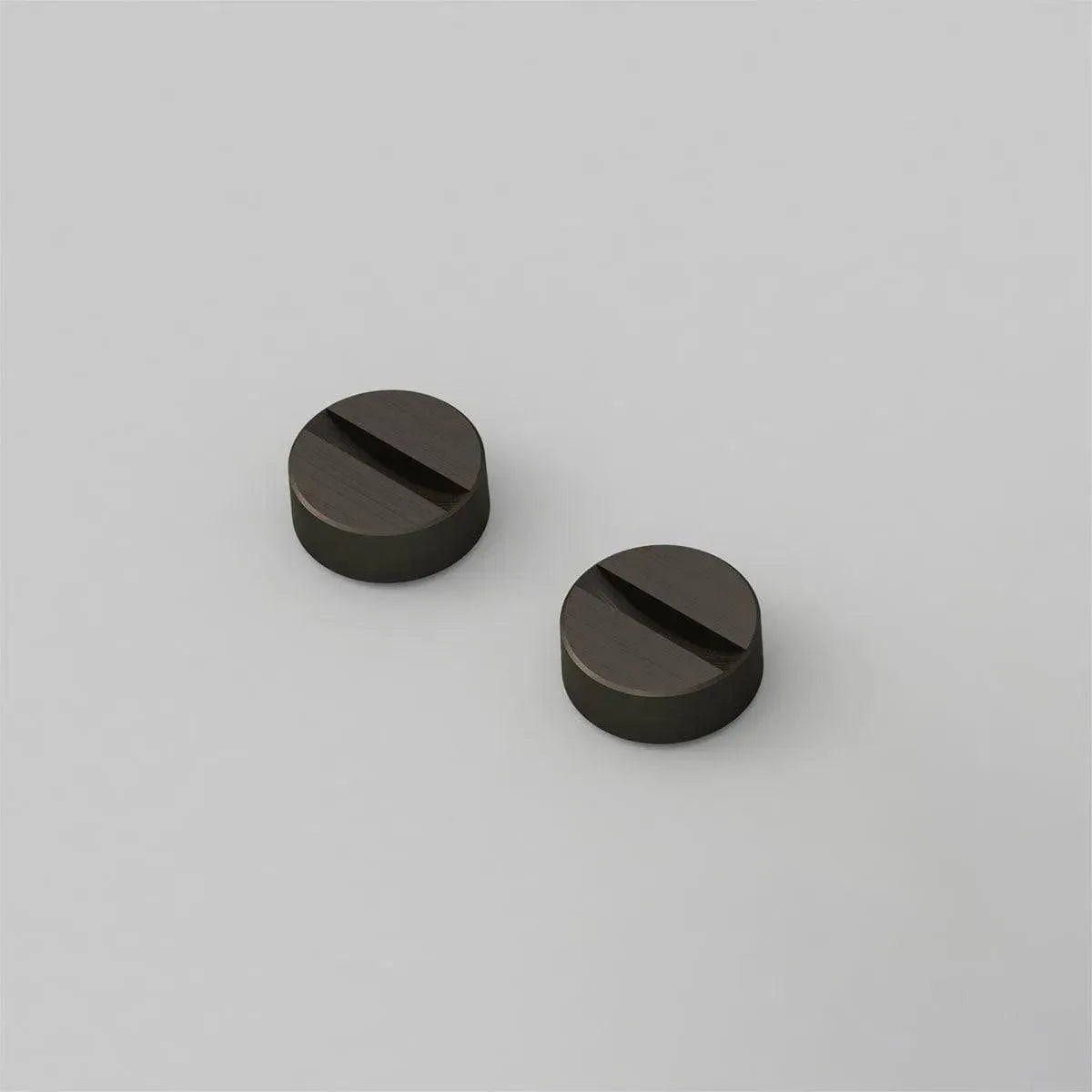 Buster + Punch - Outlet Detail Kit - NSK-09374 | The Rug District