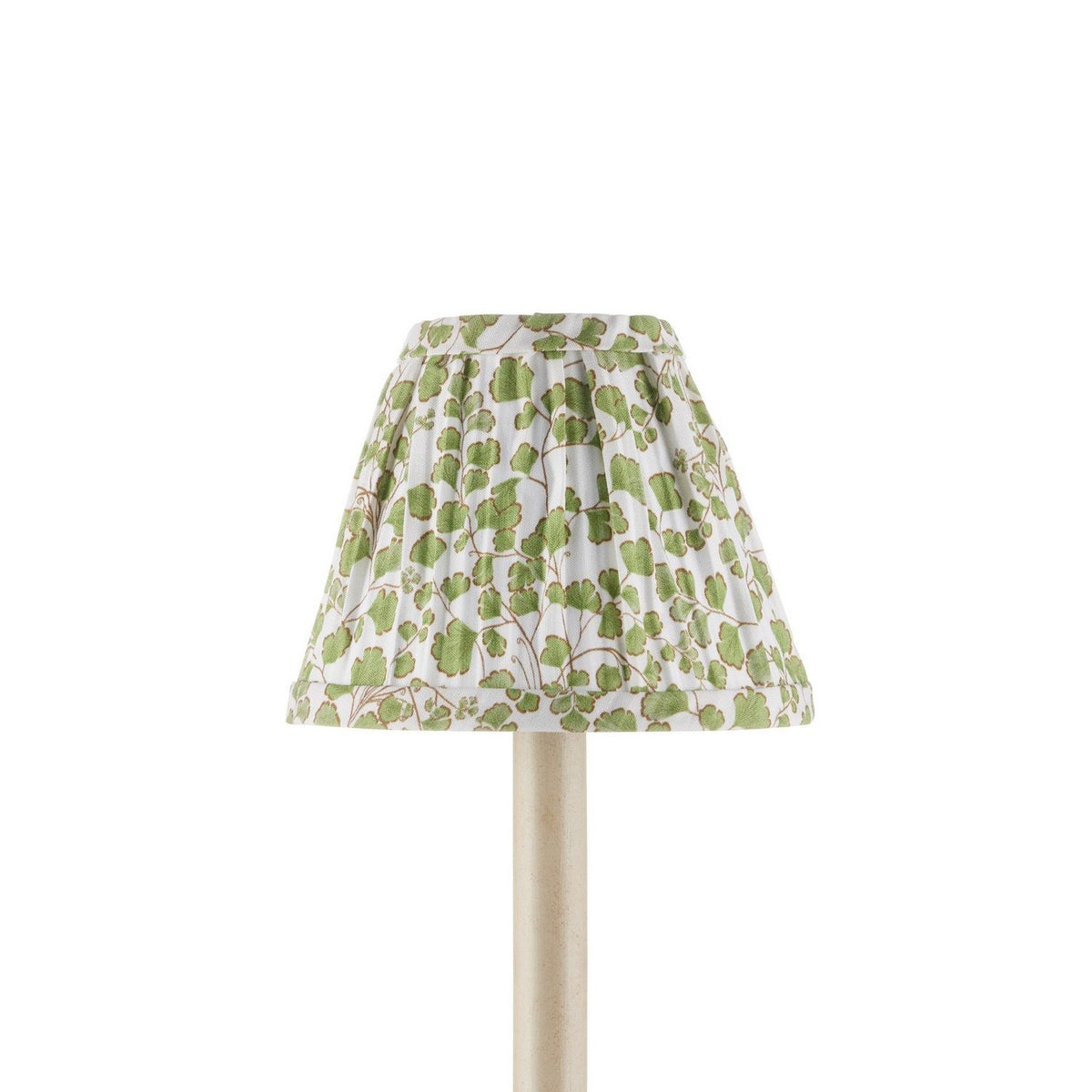 Currey and Company 0900-0045 Maiden Fern Shade in Green/Ivory