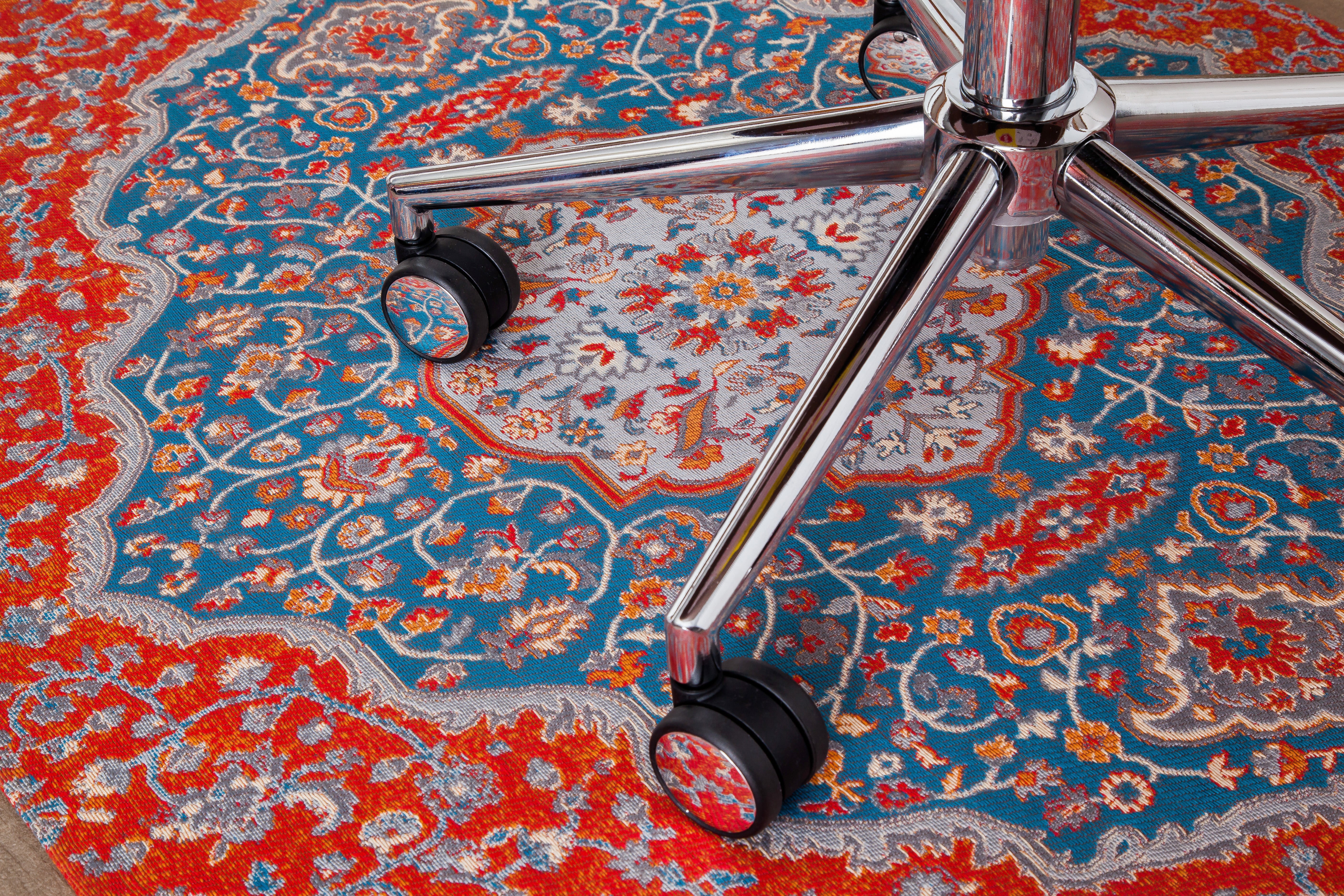 Meknes 1/2 Chair Mat Red & Blue