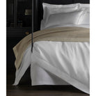 Peacock Alley AGL -Q FLI  Angelo White