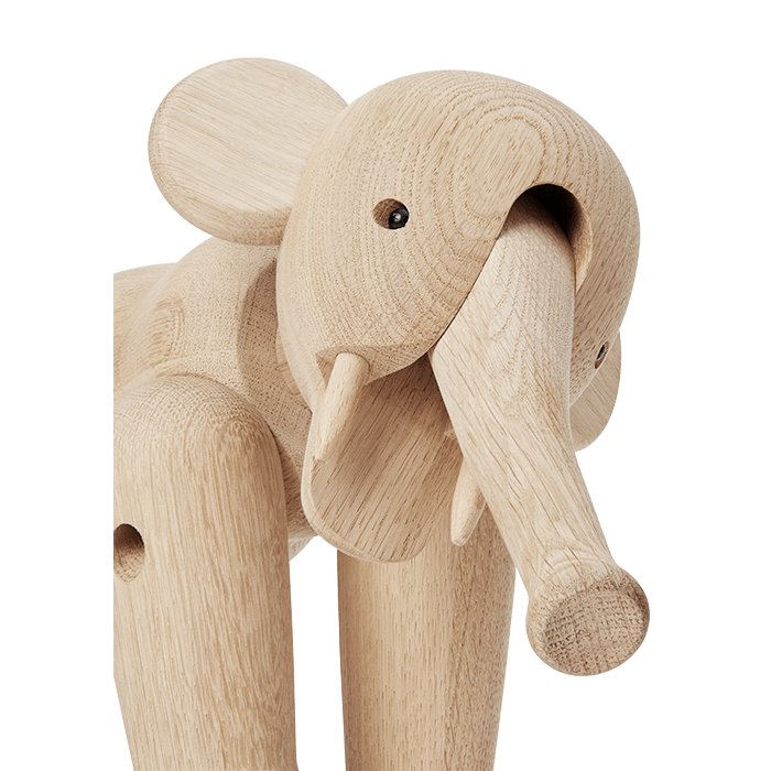 Kay Bojesen 39549 Elephant Wooden Figurine in Oak