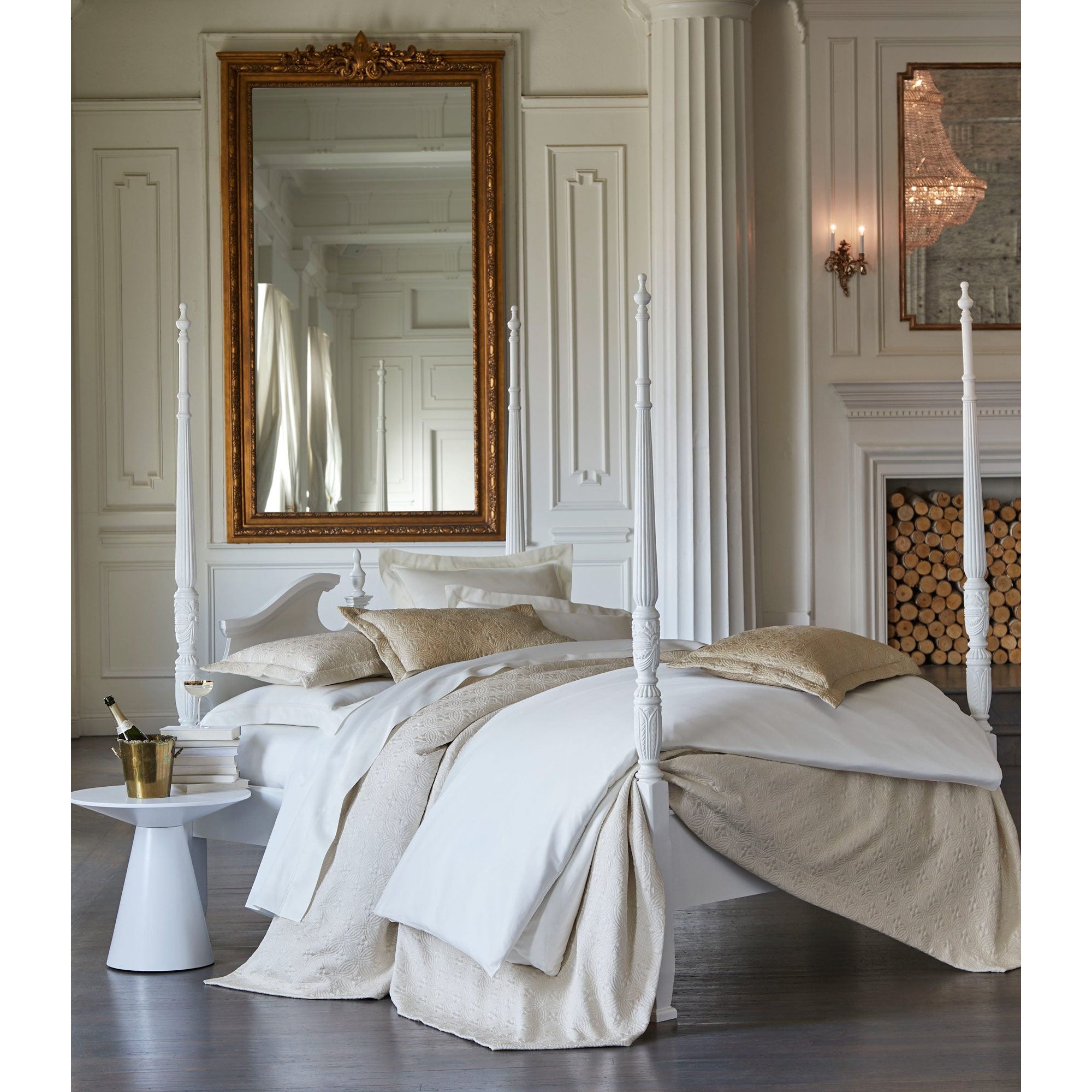 Peacock Alley LUC -4T PEA  Lucia Gold