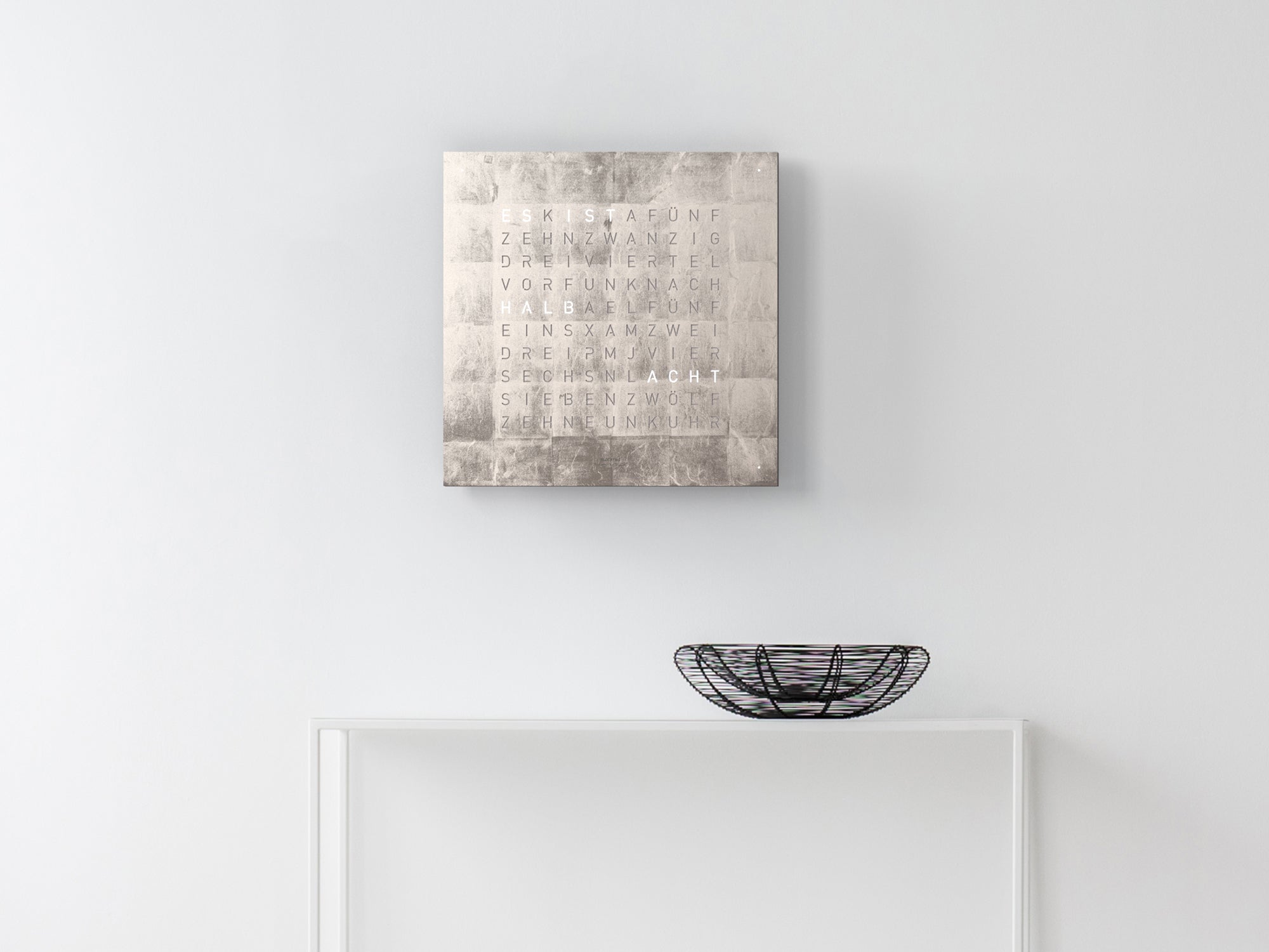 QLOCKTWO QT4BLPL QLOCKTWO EARTH 45 Creator's Edition Platinum