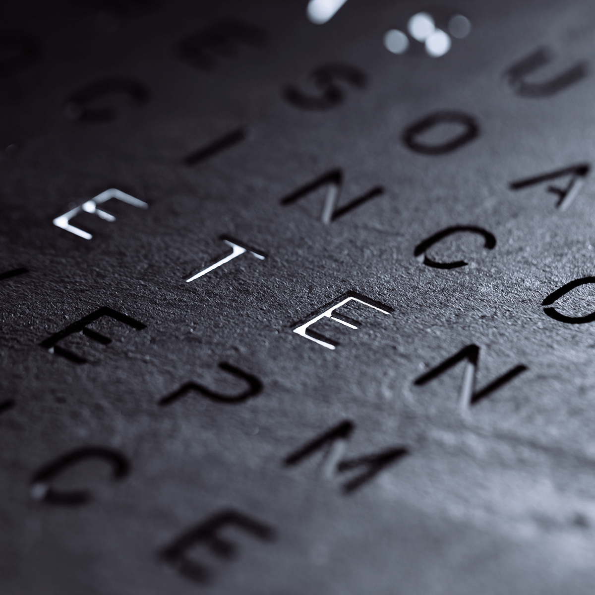 QLOCKTWO QT4MM QLOCKTWO EARTH 45 Creator's Edition Metamorphite
