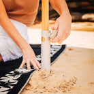 Designed for soft surfaces, this aluminium anchor keeps your umbrella firmly in place.