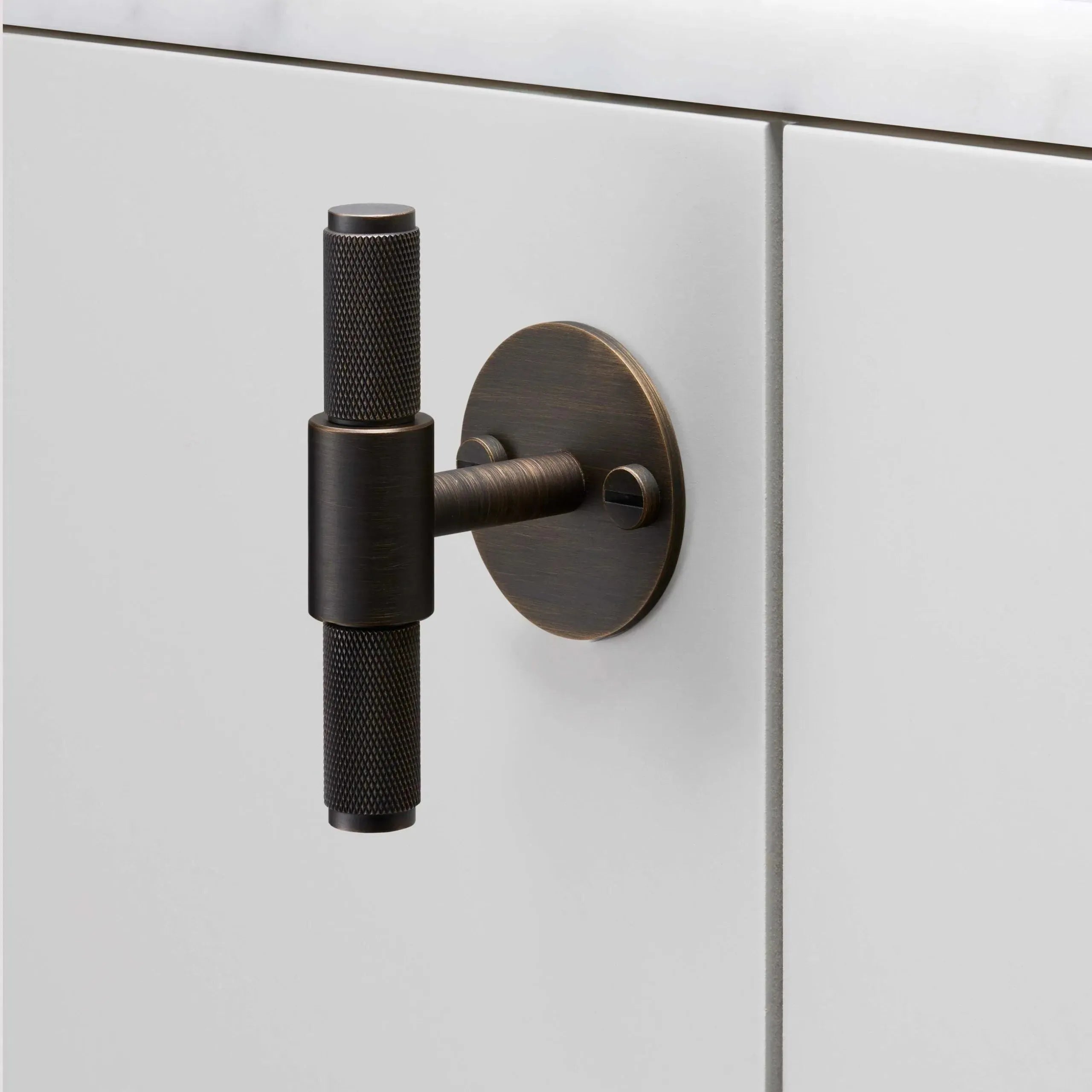 Buster + Punch - T-Bar Plate - Cross - US-TB-HP-BL-C | The Rug District