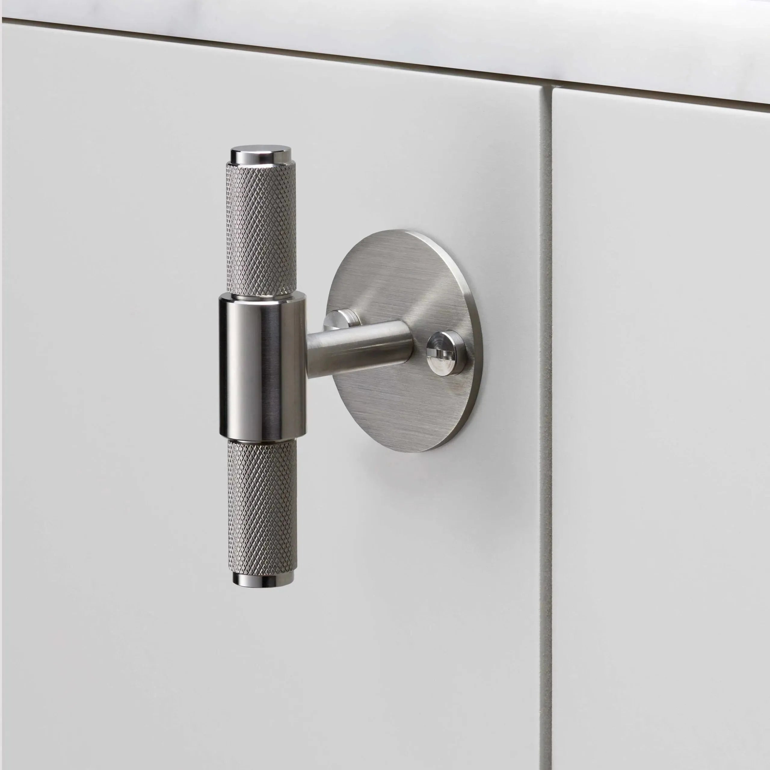 Buster + Punch - T-Bar Plate - Cross - US-TB-HP-BL-C | The Rug District