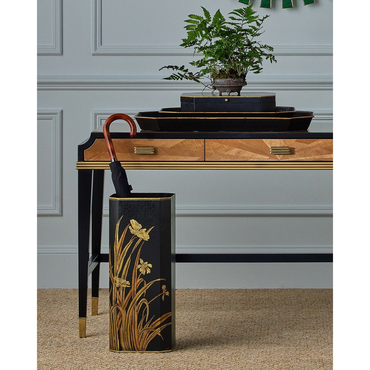 Currey and Company 1200-1064 Glasshouse Tole Umbrella Stand in Black/Gold